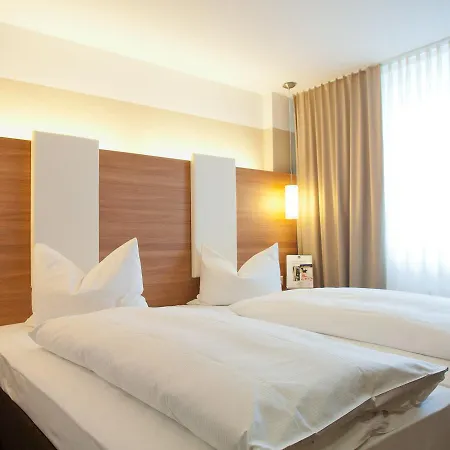 Sunny's & Hotell